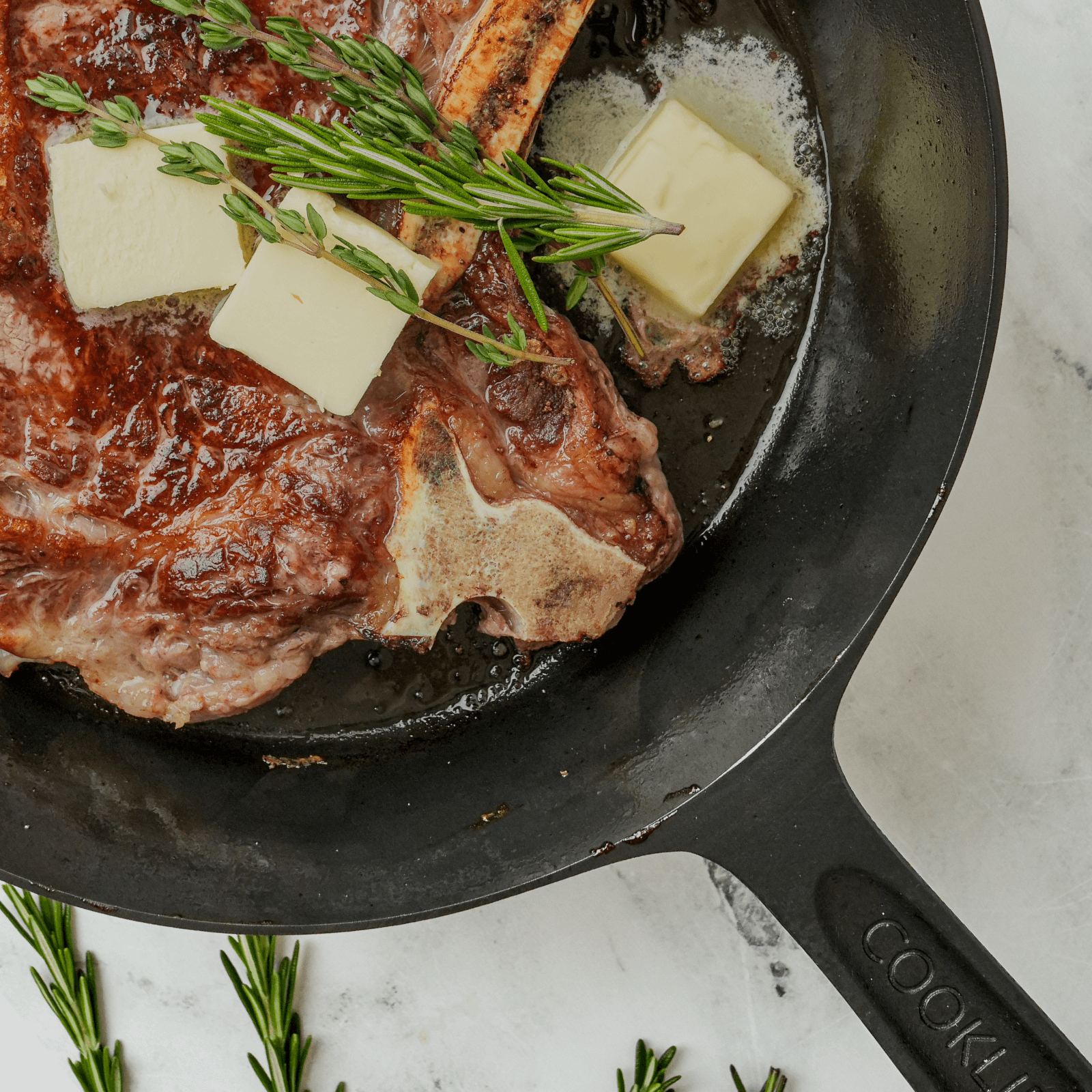 10 Inch Cast Iron Skillet with Lid