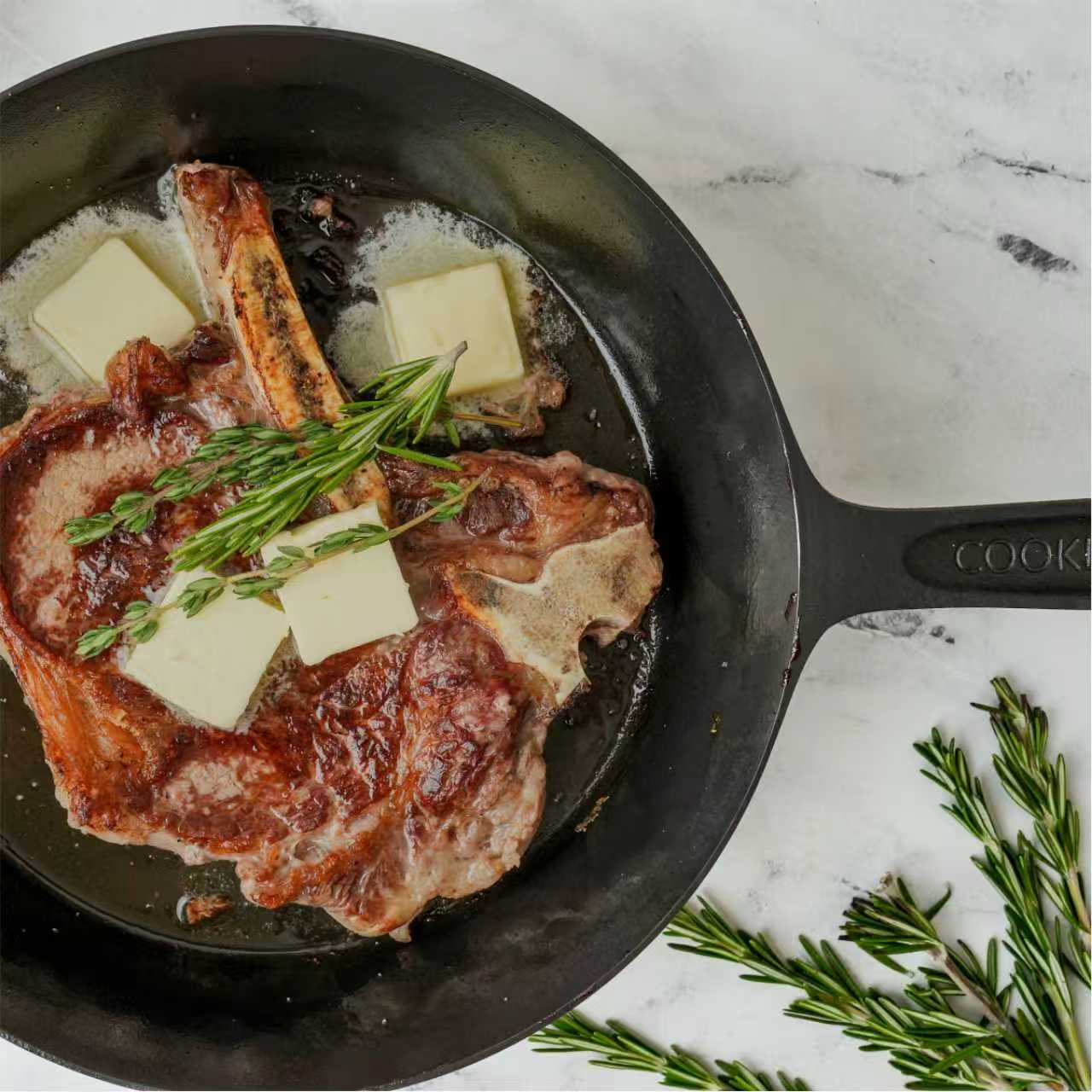 10 Inch Cast Iron Skillet with Lid